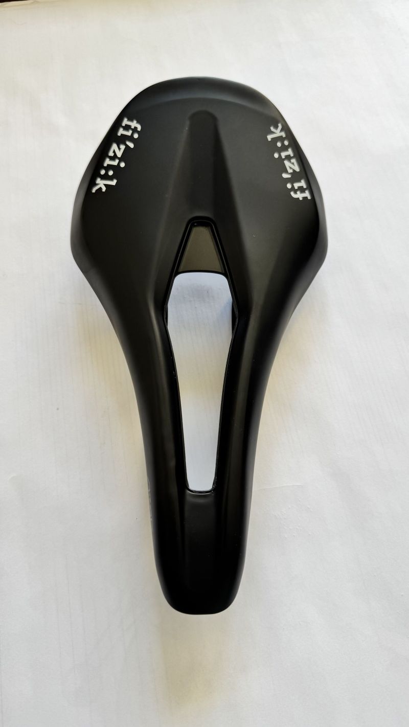 Sedlo Fizik Vento Argo R5 140 mm