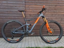 TOP enduro kolo Cube Stereo / velikost M / 29er kola / Fox po servisu / dobrý stav