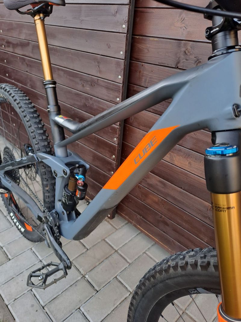 TOP enduro kolo Cube Stereo / velikost M / 29er kola / Fox po servisu / dobrý stav