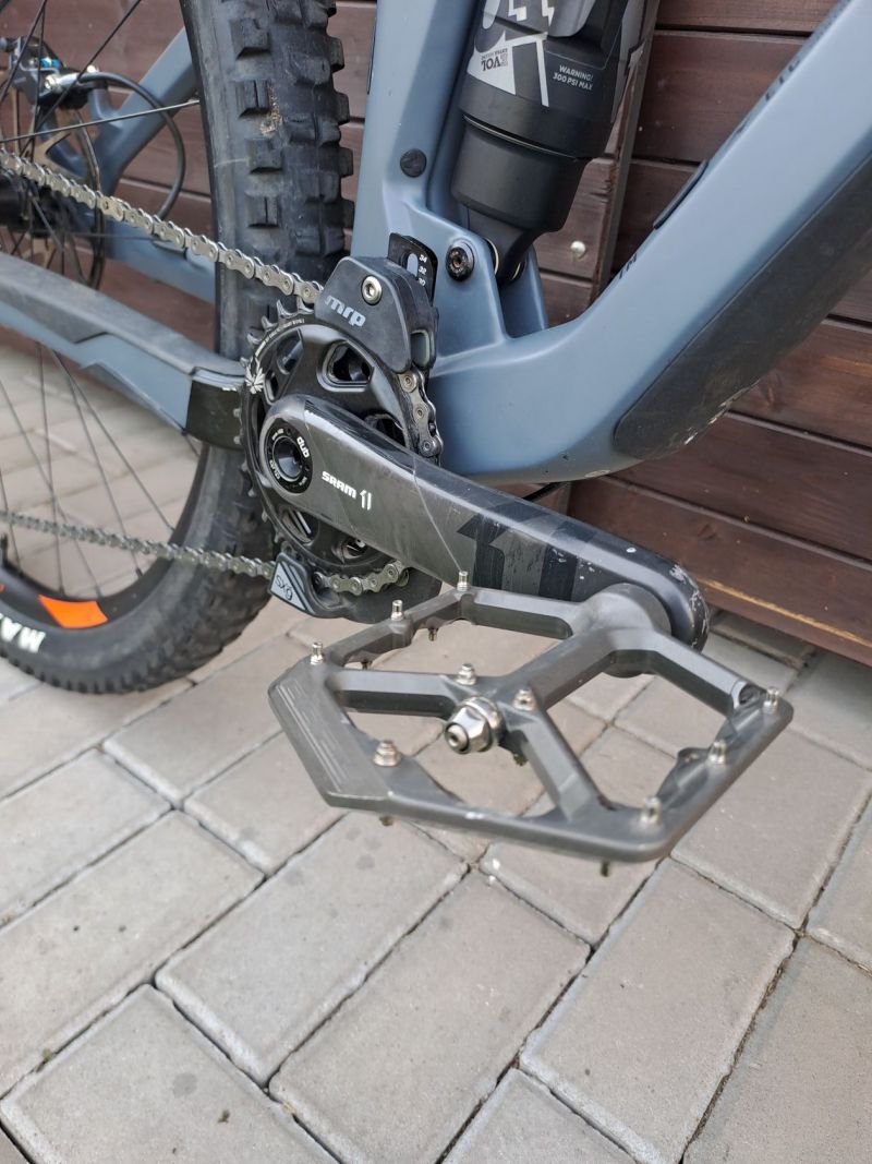 TOP enduro kolo Cube Stereo / velikost M / 29er kola / Fox po servisu / dobrý stav