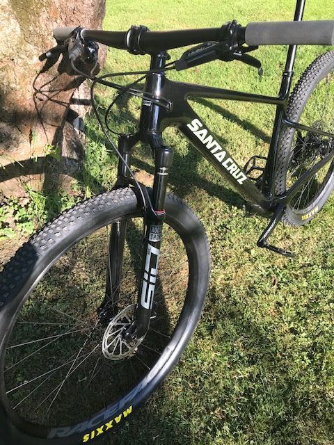 NOVÝ Santa Cruz Highball R