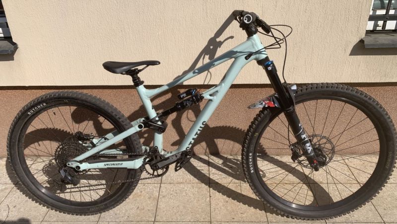 Prodám Specialized Status 160 vel.M