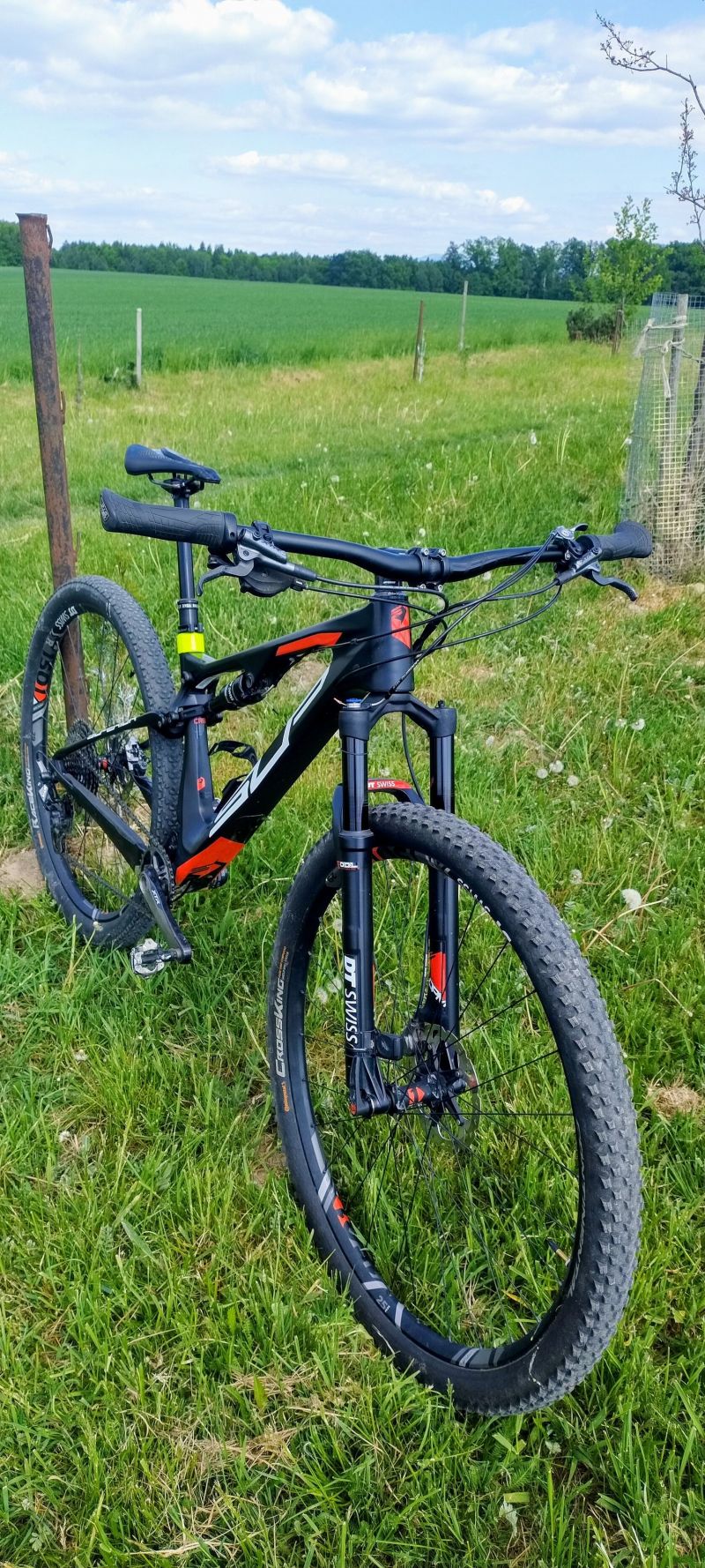 Superior Team XF 29 Issue