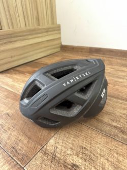 Silniční helma Van Rysel Roadr 500