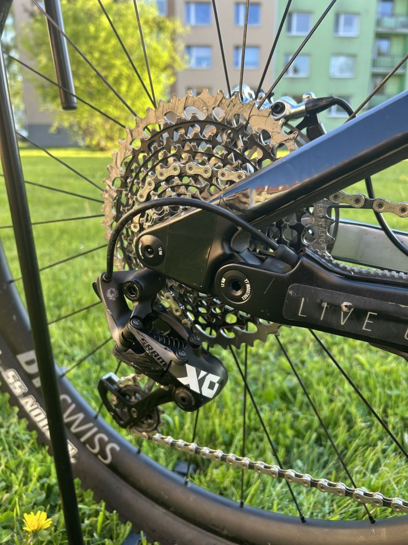 YT Izzo Pro Race 2021– Custom XXL (188+)