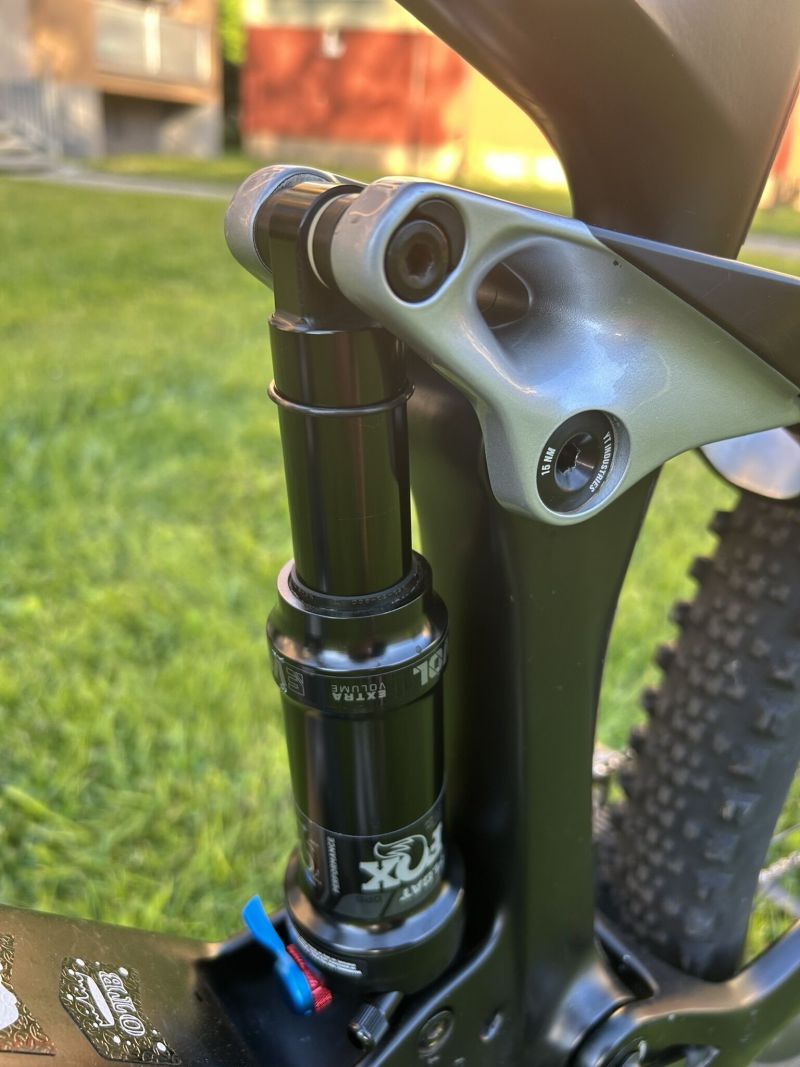 YT Izzo Pro Race 2021– Custom XXL (188+)
