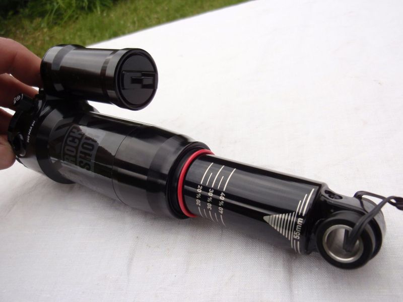 Nový tlumič Rock Shox Super Deluxe Select 185x55mm Trunnion