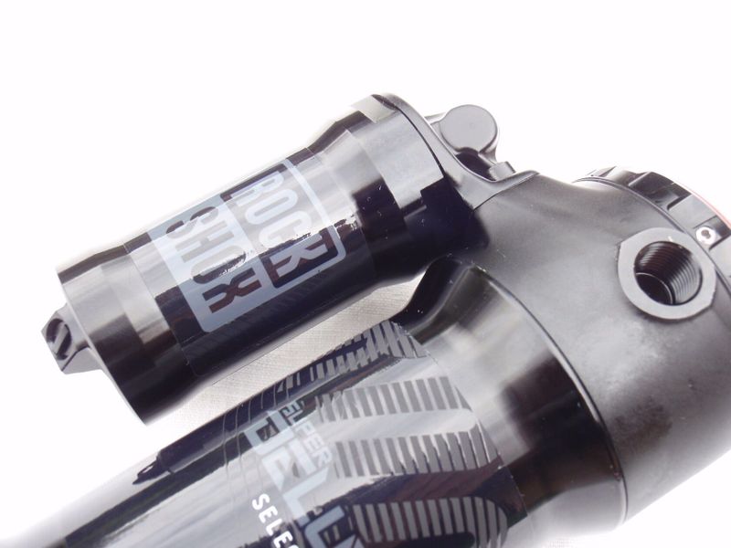 Nový tlumič Rock Shox Super Deluxe Select 205x65mm Trunnion