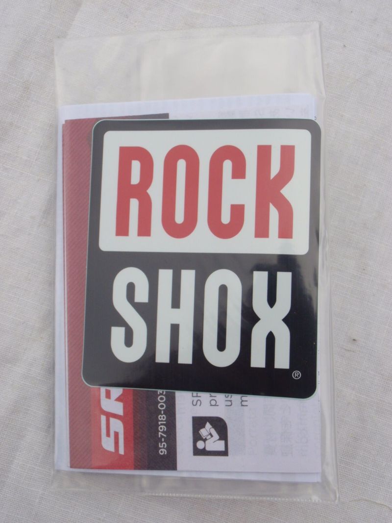 Nový tlumič Rock Shox Super Deluxe Select 205x65mm Trunnion