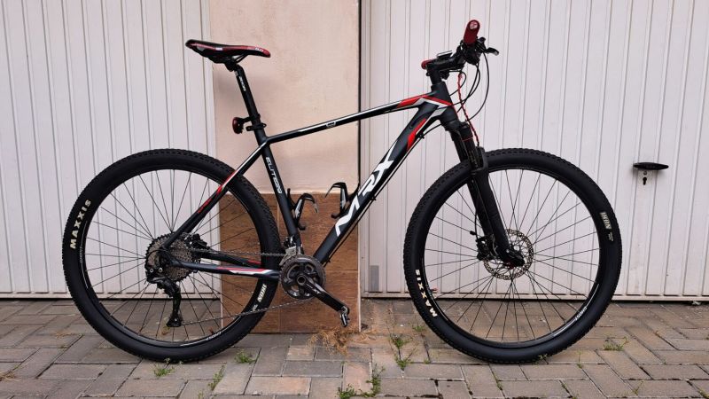 MRX 29" Shimano XT, Rock Shox Reba TOP stav!