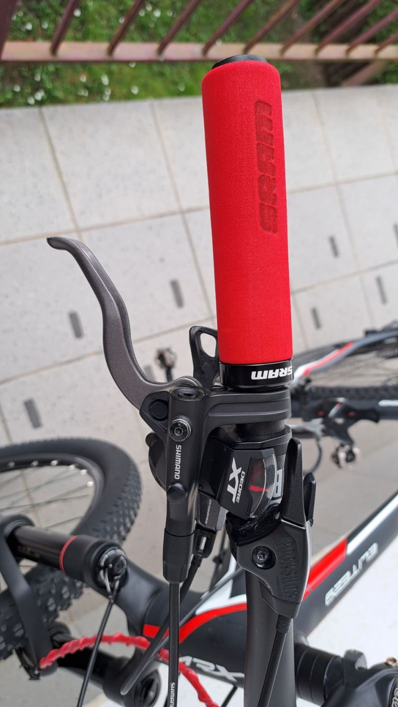 MRX 29" Shimano XT, Rock Shox Reba TOP stav!