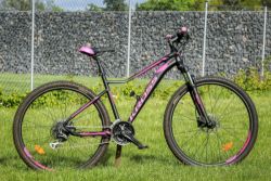 Dámské kolo KROSS LEA 6.0 29 Black-Pink
