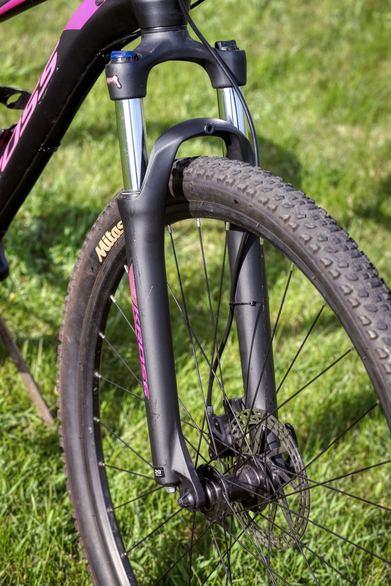 Dámské kolo KROSS LEA 6.0 29 Black-Pink