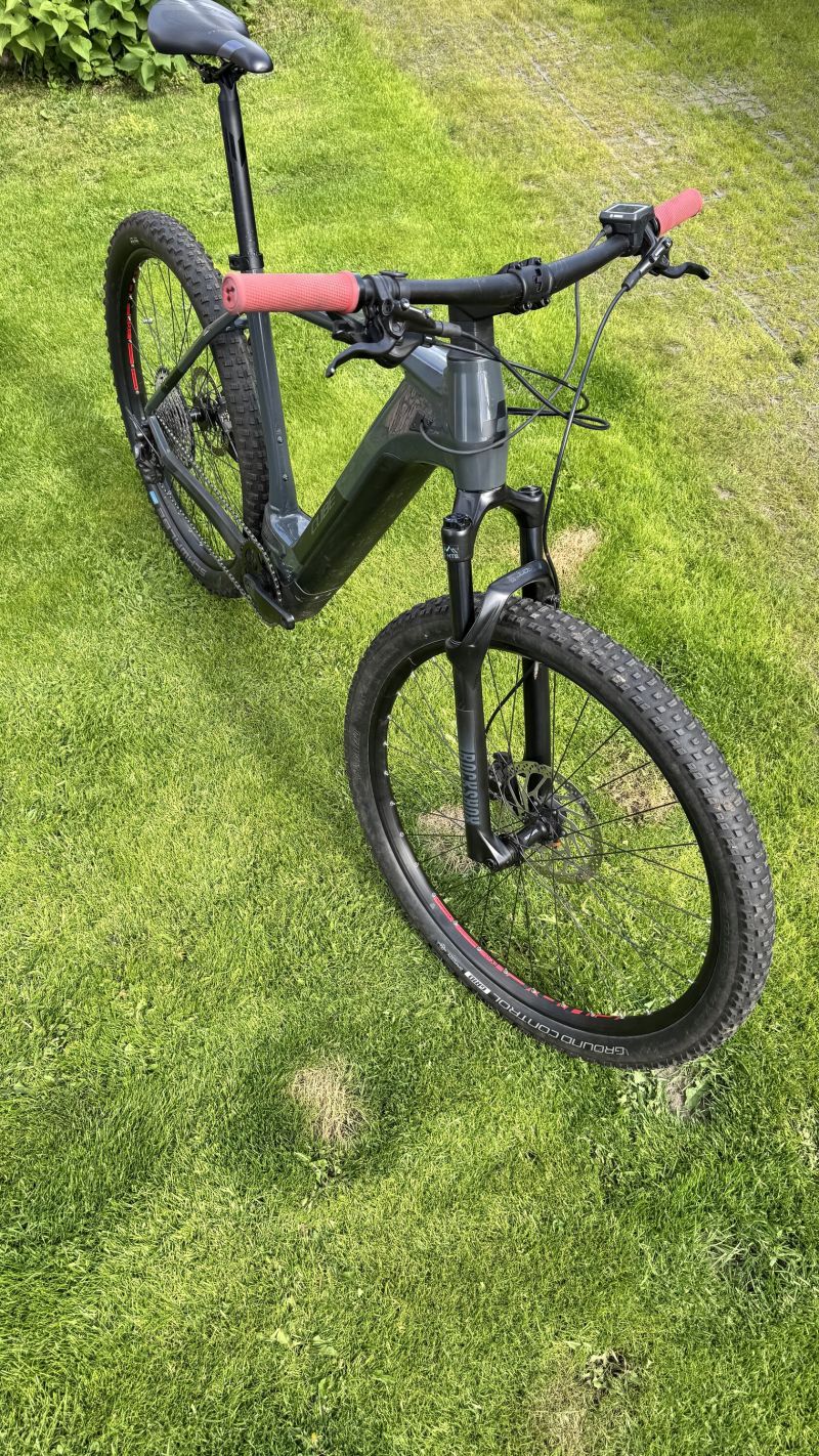 Cube Reaction Race Hybrid, vel. XXL