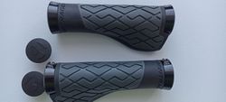 Gripy Bontrager PC- 890,-