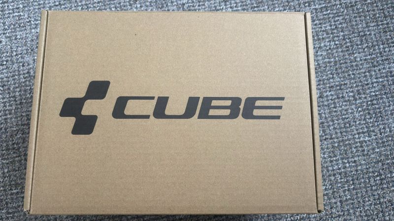 CUBE ROOK helma