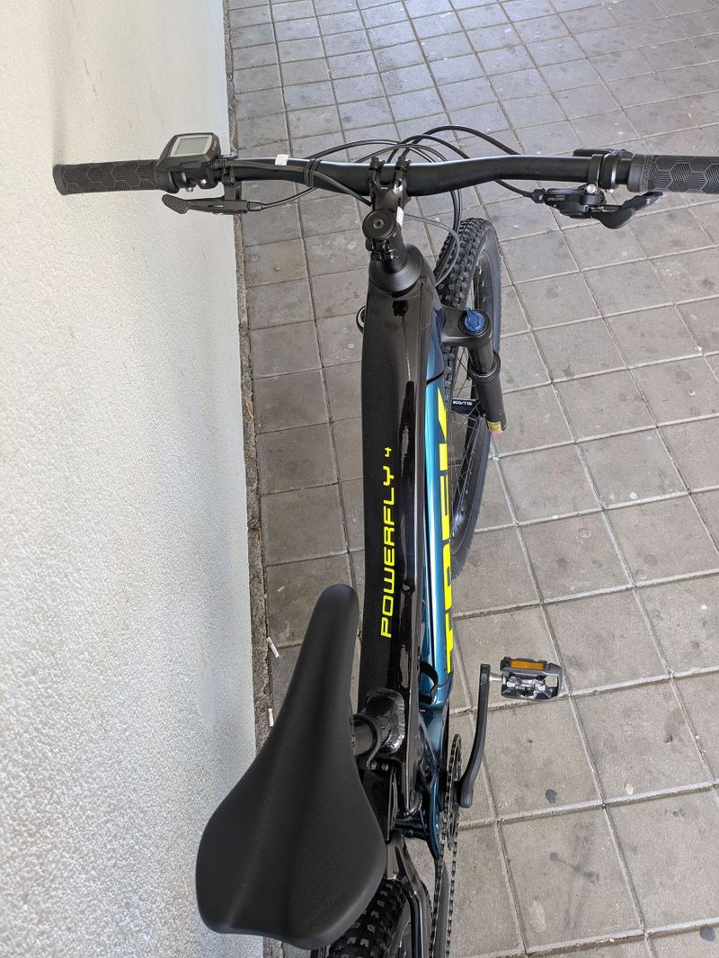 TREK elektrické horské kolo Powerfly FS 4 625W Gen 2 2022 Dark Aquatic/ Trek Black