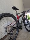 TREK horské kolo Supercaliber 9.7 2023 Lithium Grey/Crimson