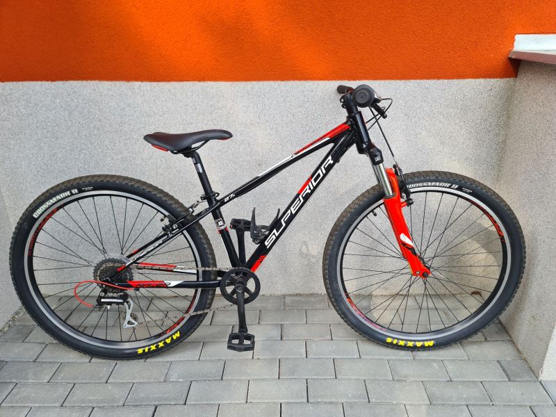 Superior Racer 27