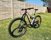 Intense Carbine Expert 2021 - minimálně jeté karbonové enduro