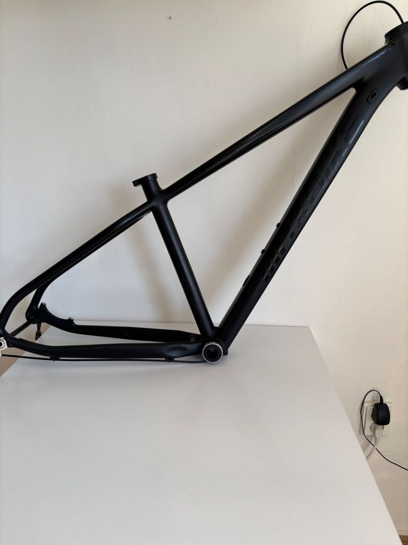 Hliníkový rám Maxbike 15,5" 