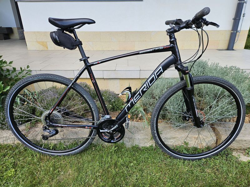 Merida Crossway TFS 300, velikost L