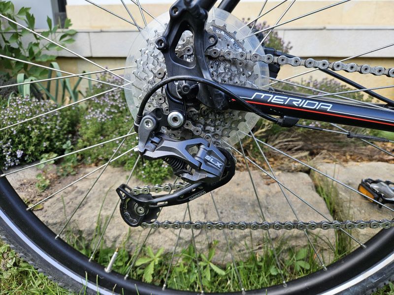 Merida Crossway TFS 300, velikost L
