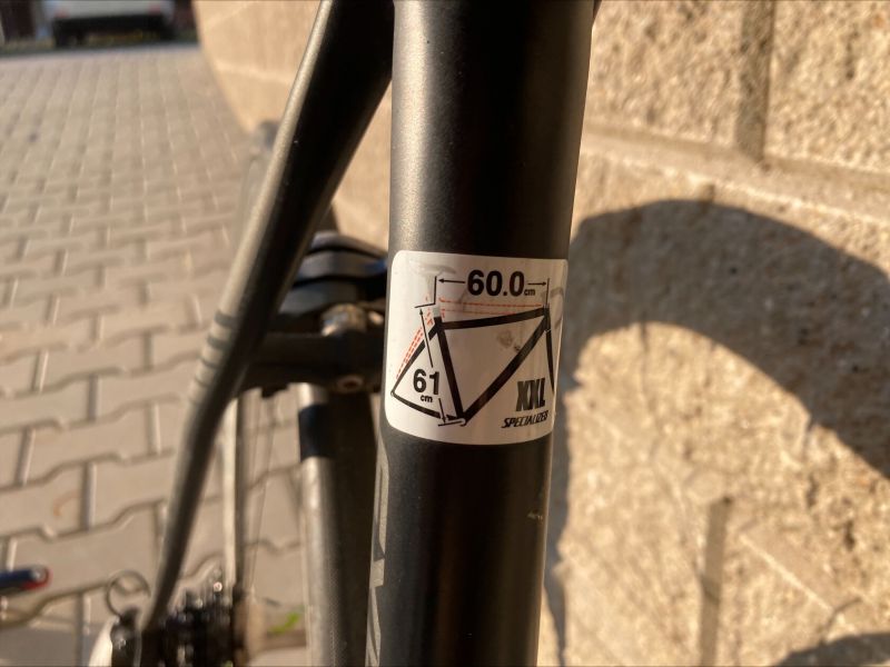 Prodam Specialized Expert 2015 XXL