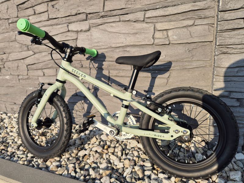 Early Rider Seeker 14"