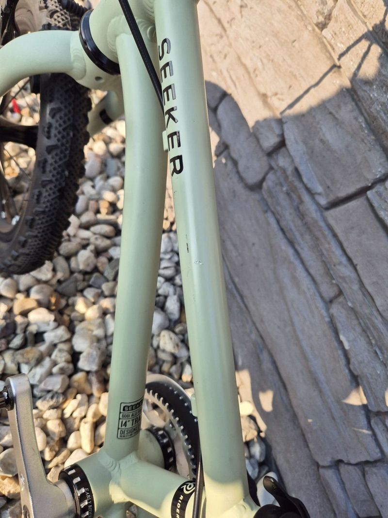 Early Rider Seeker 14"