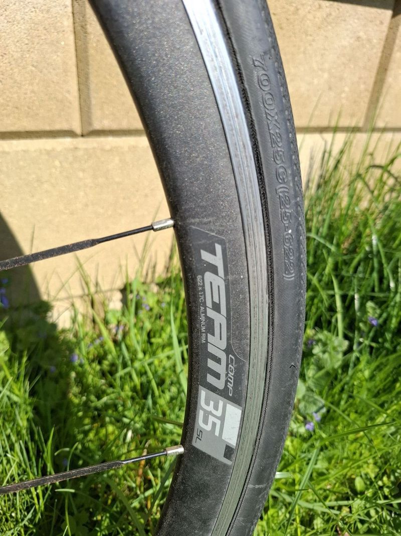 Silniční kolo Felt, osazení Tiagra/SRAM Apex, vel. 56