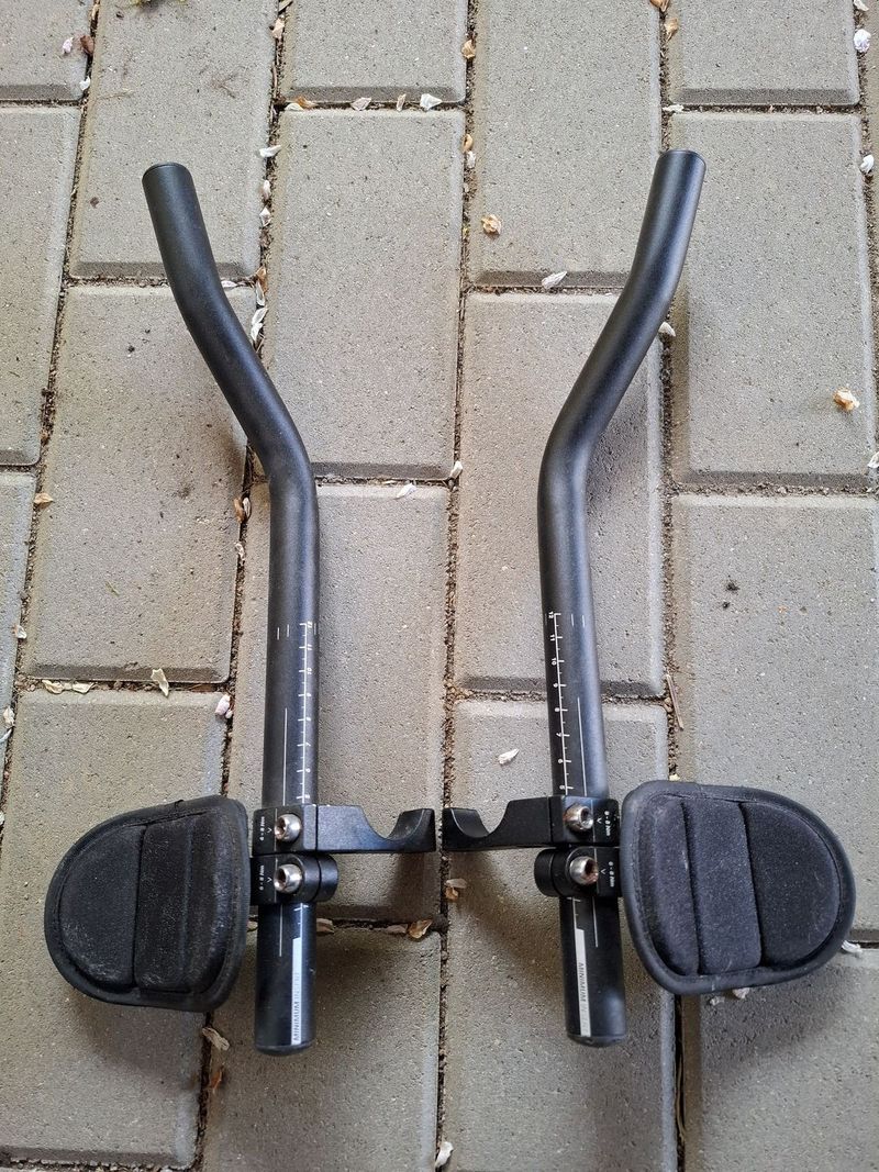 Silniční kolo Felt, osazení Tiagra/SRAM Apex, vel. 56