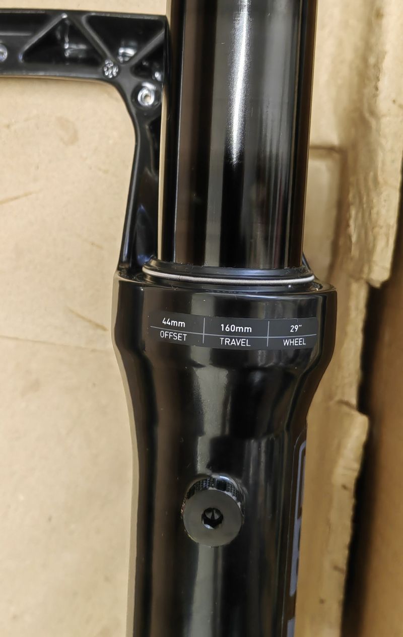 ROCK SHOX ZEB Select