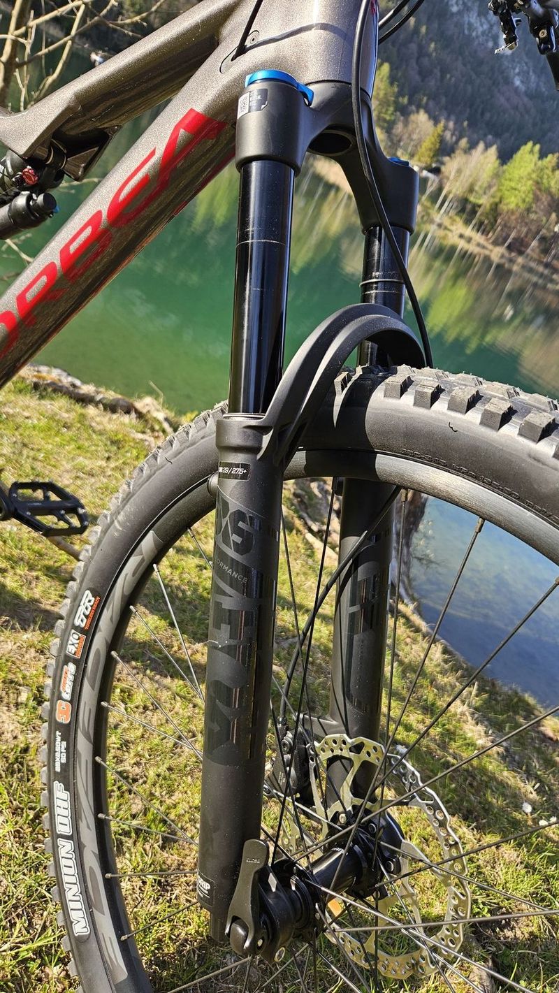 Nový* full ORBEA Occam H20 LT, FOX Performance 150 mm, groupset SLX, kola 29" Race Face