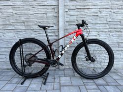Trek procaliber 9.8. - karbonová kola 