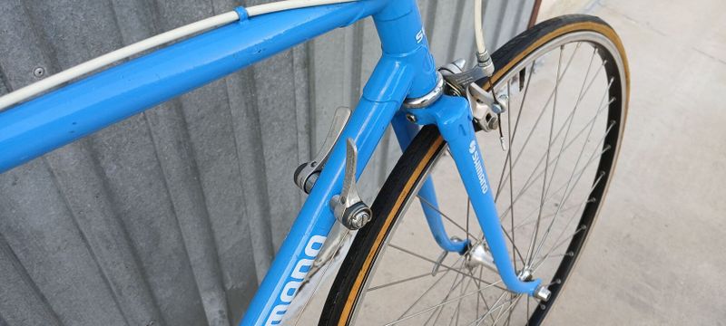 Silniční kolo styl Favorit, velikost rámu 53,5 cm