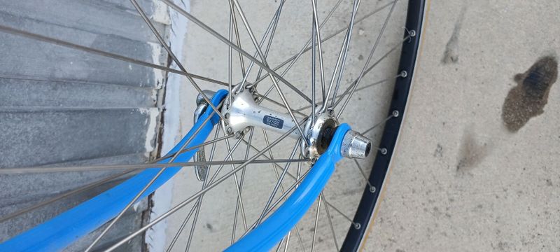 Silniční kolo styl Favorit, velikost rámu 53,5 cm
