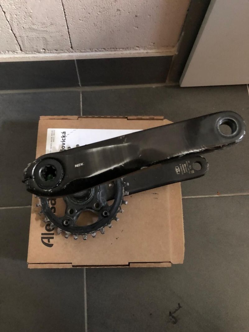 Kliky Shimano M8000 175 mm