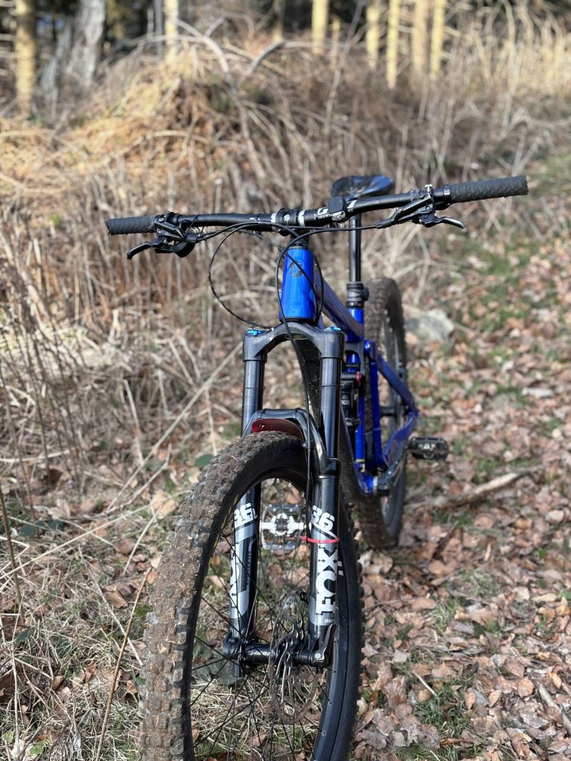 Ghost Riot Essential 27,5” – velikost S