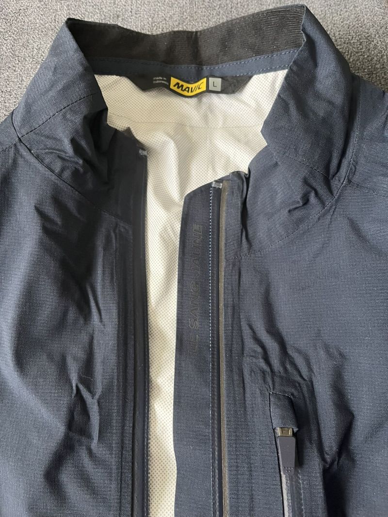 bunda MAVIC Essential H2O