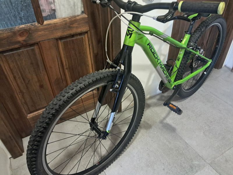 Rock Machine Thunder 27/S (větší kazeta,lepší kliky)