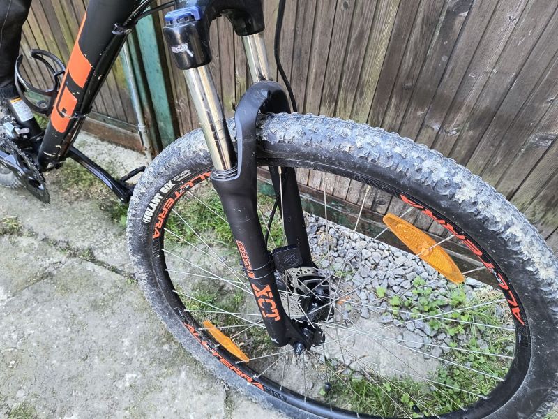 Prodám GT Avalanche 29" Sport 2018 Black/Red L