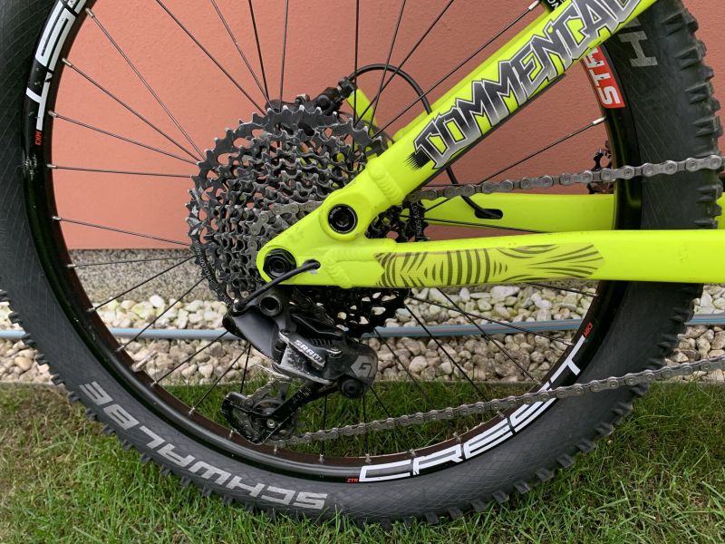 Dětské endurové kolo 24, Commencal supreme perfektní stav