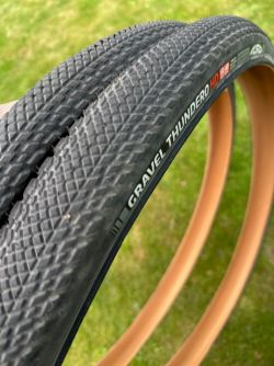 Tufo Thundero HD 40mm černé, pár