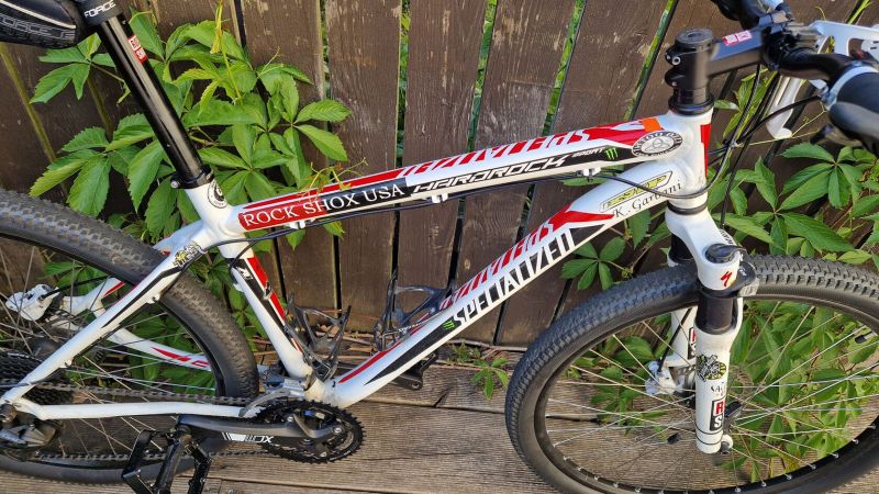 Specialized Hardrock 26 (vel.rámu M)