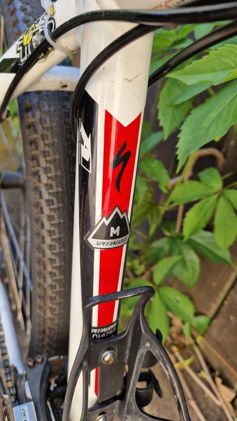 Specialized Hardrock 26 (vel.rámu M)