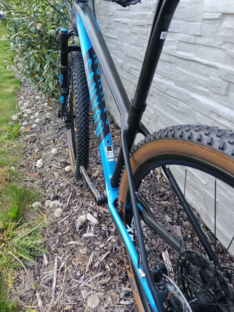 Canyon Exceed (Váha 8.9kg- váženo) 