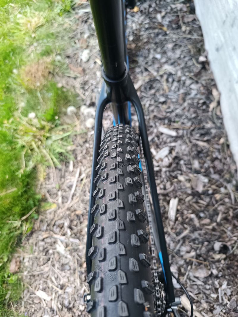 Canyon Exceed (Váha 8.9kg- váženo) 