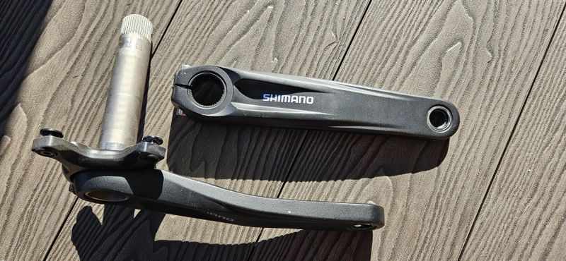 Kliky Shimano FC-MT610