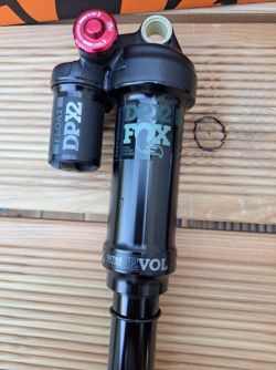 Tlumič Fox DPX2 Performance